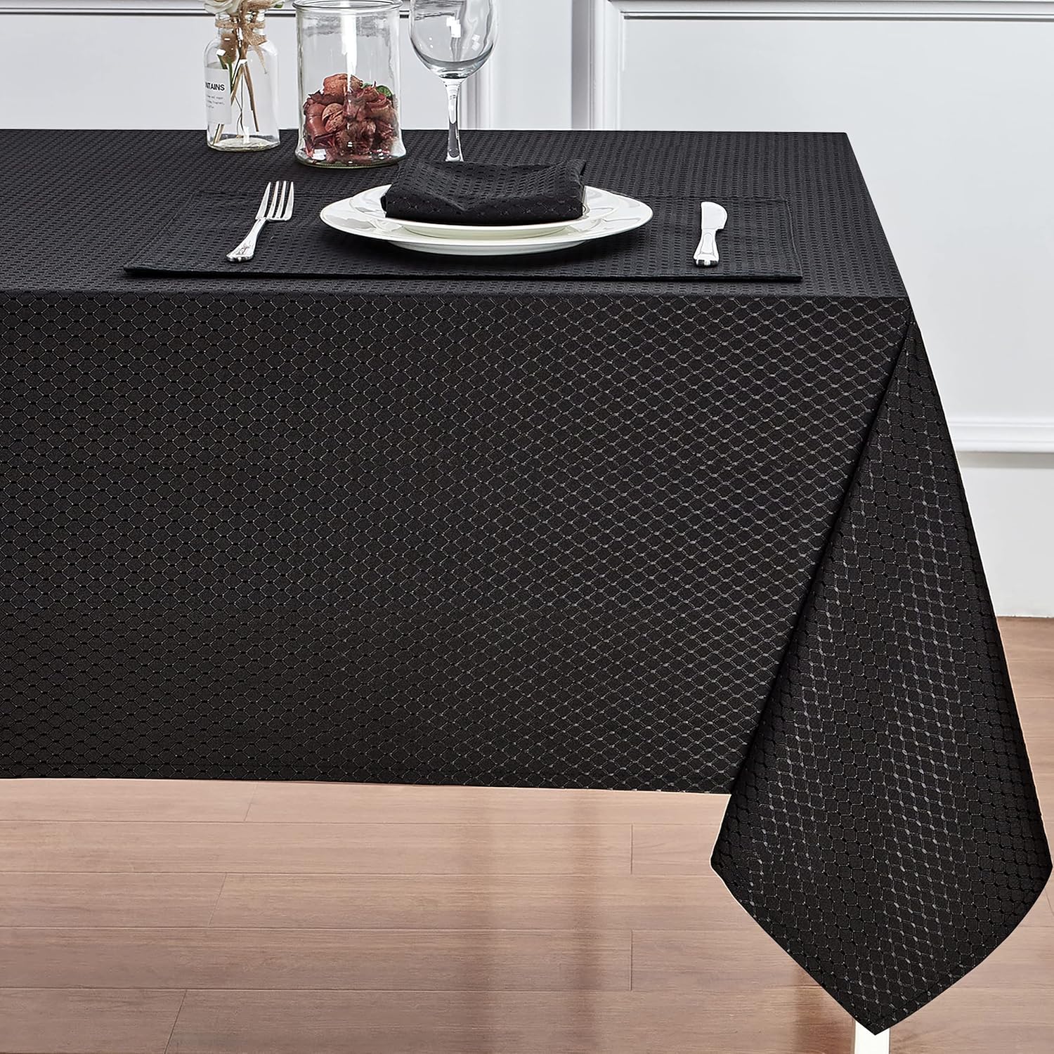 Rectangle Table Cloth Linen Farmhouse Stainproof Waterproof Washable Polyester Oblong Rectangular Fabric Table Cover for Kitchen Dining Dinner (Red, 52 X 70 Inch)