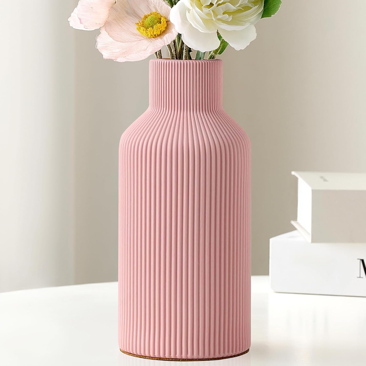 White Ceramic Flower Vase, Minimalist Decor, Modern Home Decorative Vase, Small Pampas Grass Vases For Kitchen, Bedroom, Office, Living Room, Bathroom, Shelf Centerpiece Table Decorations(8 in)