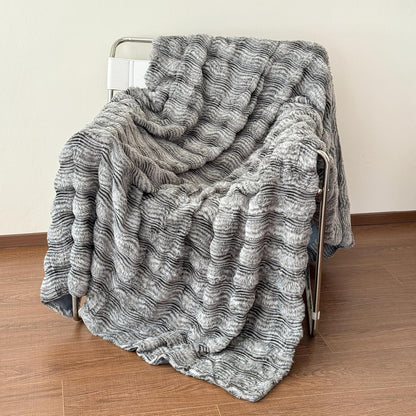 Textured Faux Fur Throw Blanket for Couch, Fuzzy Soft Plush Thick Bubble Blanket for Sofa Bedroom Living Room, 60 * 80 Inches